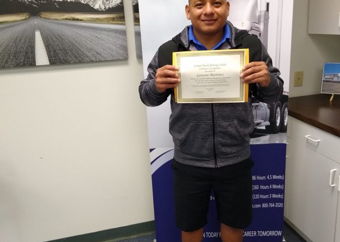 Image of Giovani Martinez with CDL certificate